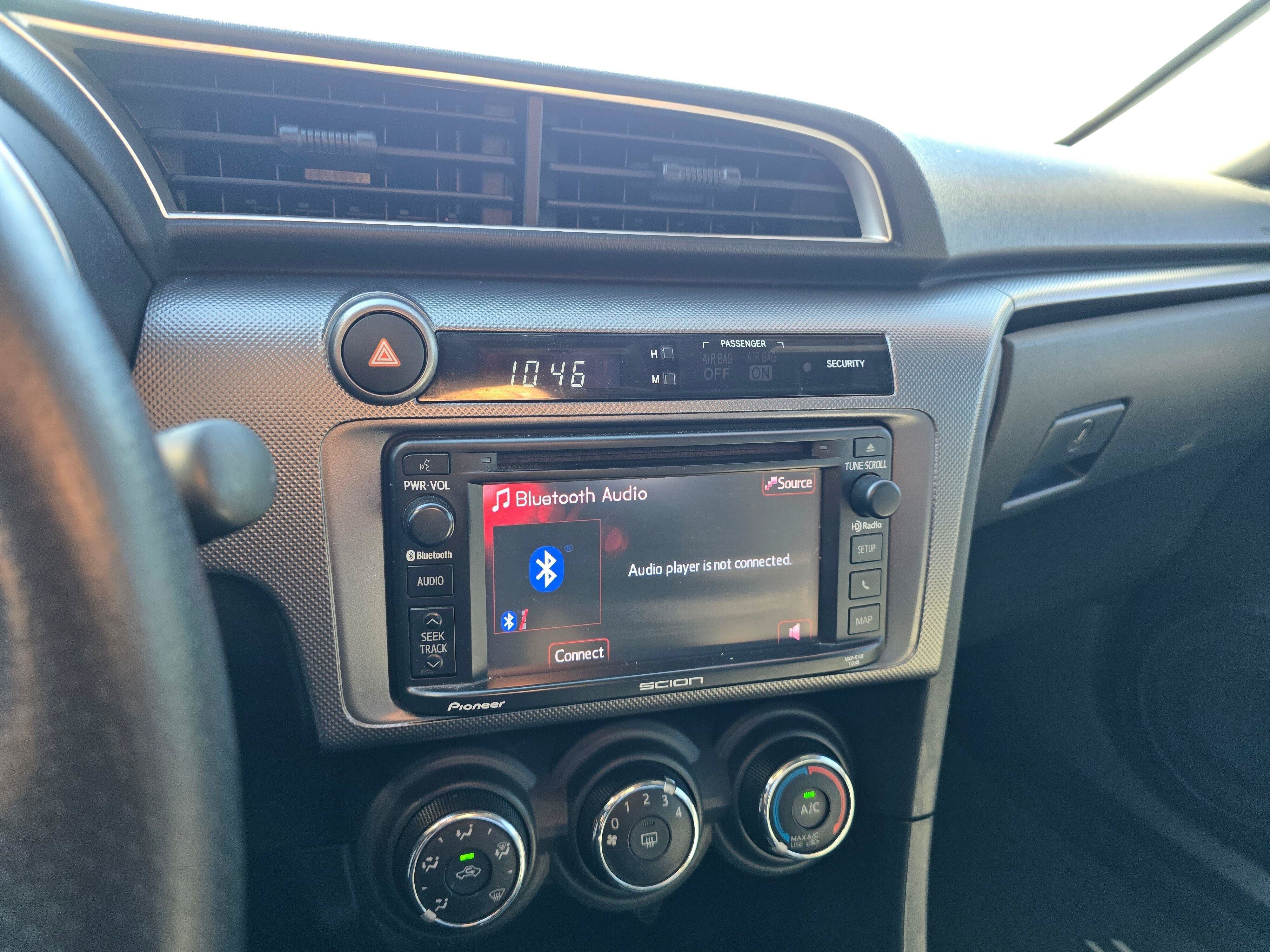 Used 2015 Scion tC FWD image 20