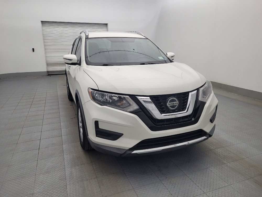 Used 2018 Nissan Rogue SV image 14