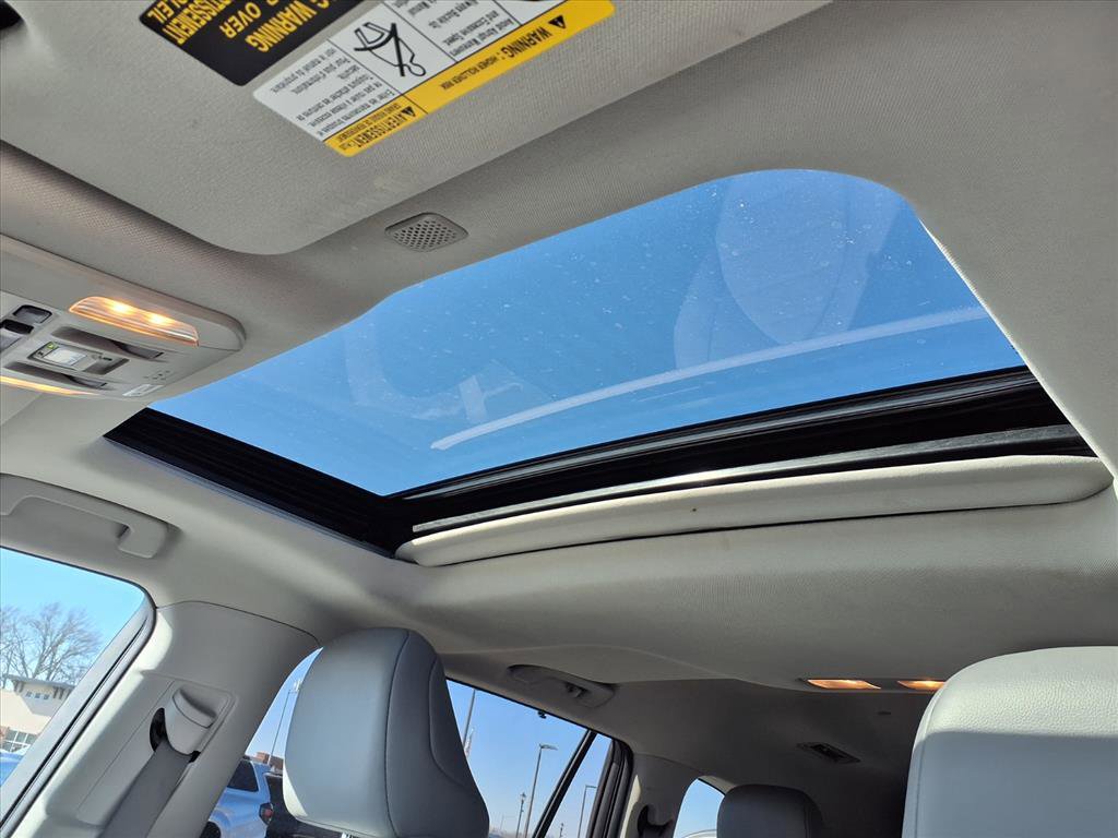 Certified 2021 Toyota Highlander XLE image 27