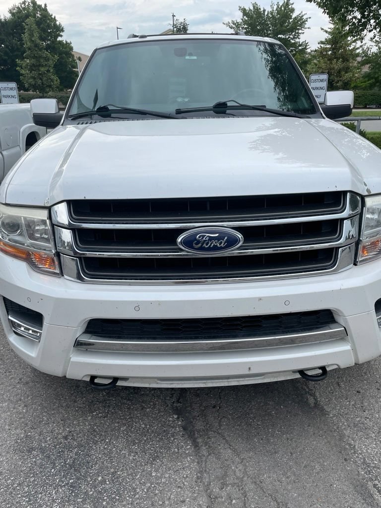 Used 2017 Ford Expedition EL Limited w/ Equipment Group 301A AWD/4WD image 7
