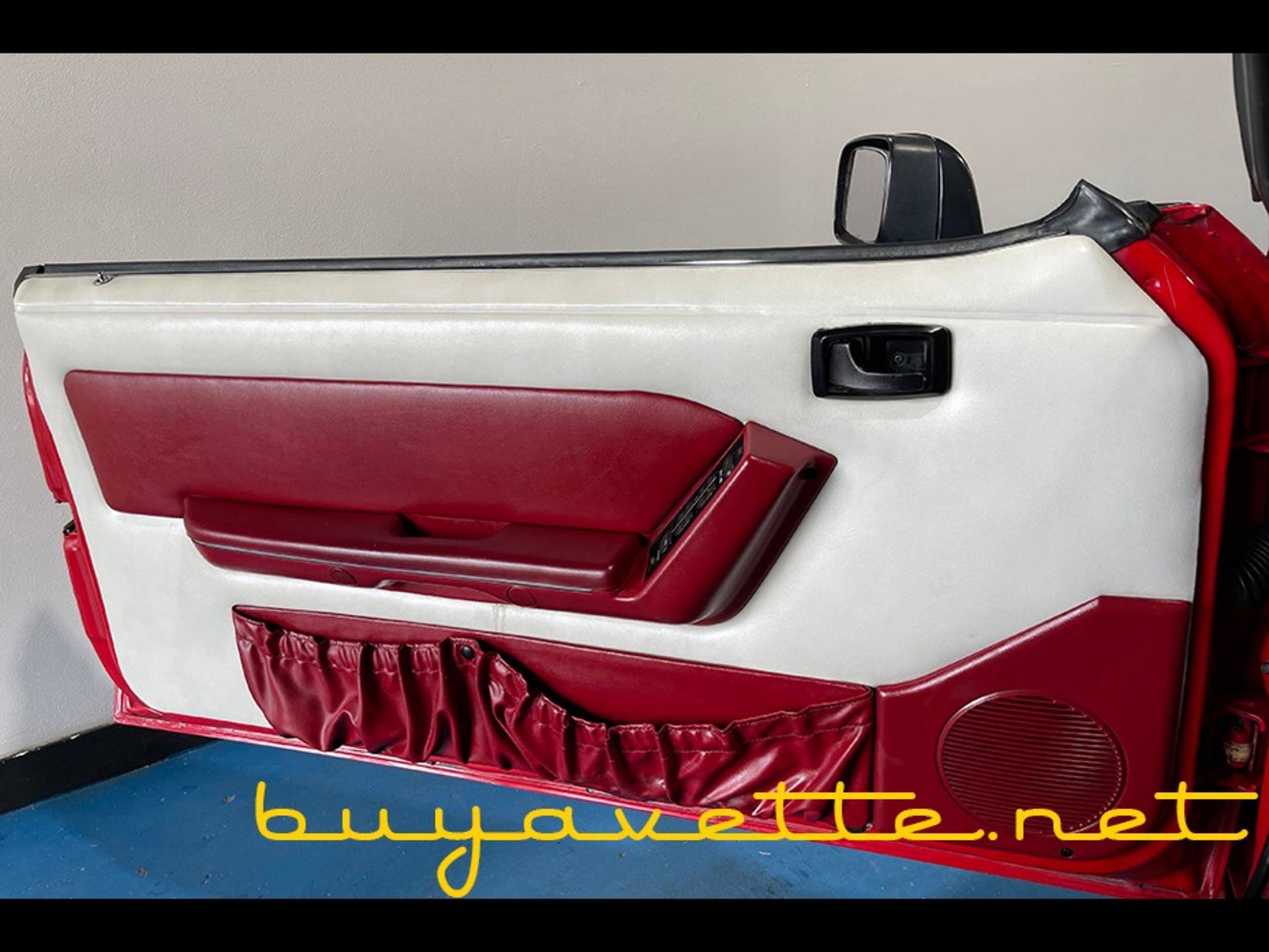 Used 1990 Ford Mustang GT RWD image 27