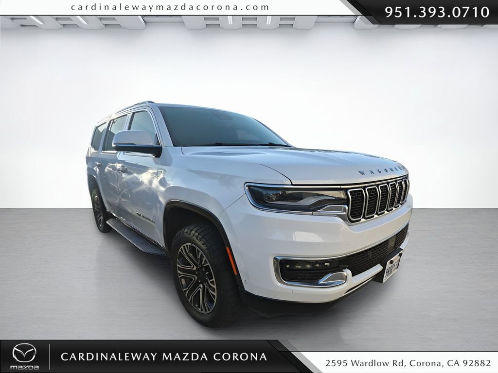 Used 2022 Jeep Wagoneer Series III AWD/4WD image 1