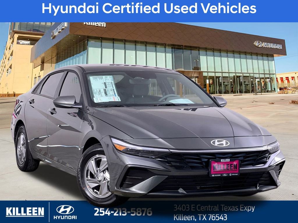 Used 2025 Hyundai Elantra SE FWD image 1