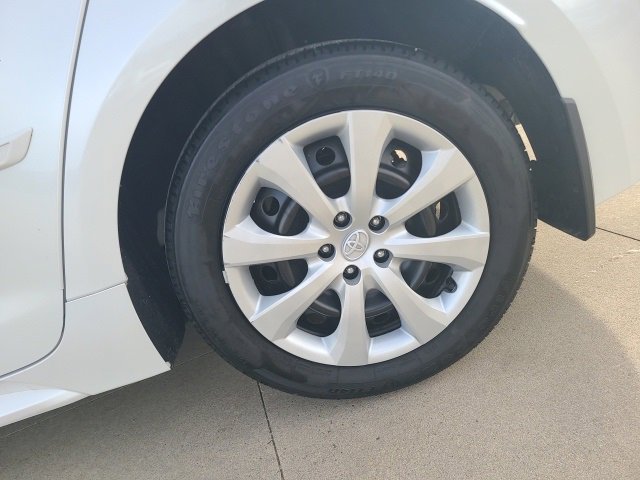 Used 2024 Toyota Corolla LE image 11