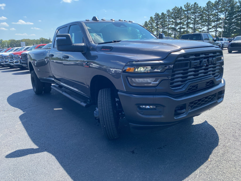 New 2027 RAM 3500 Tradesman AWD/4WD image 3