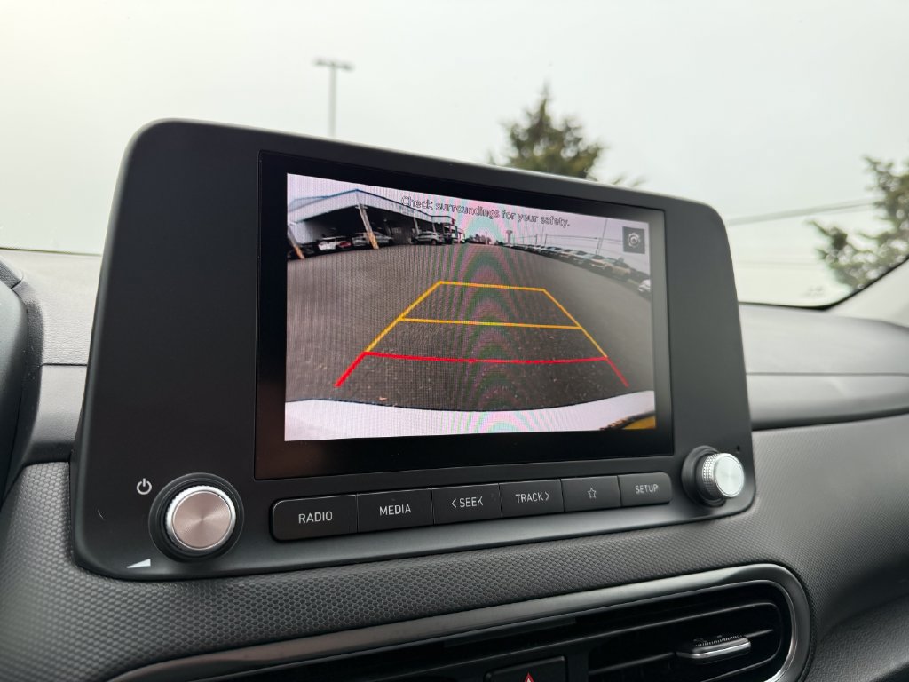 Used 2023 Hyundai Kona SE FWD image 28