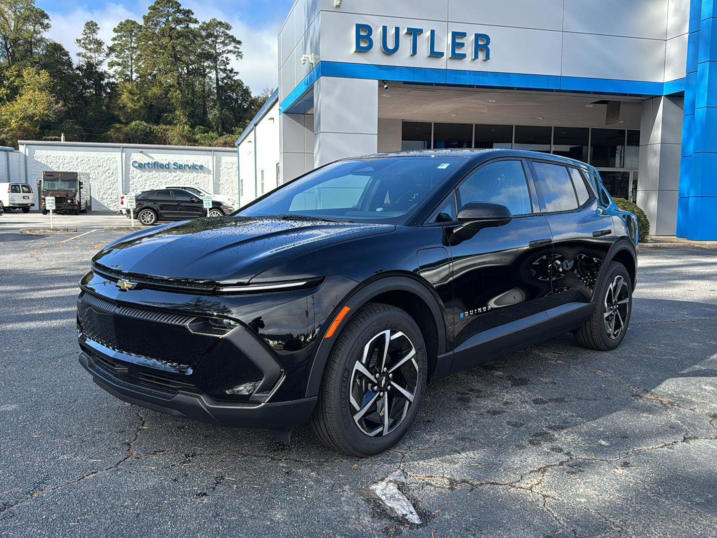 New 2026 Chevrolet Equinox EV LT w/ Comfort Package image 3