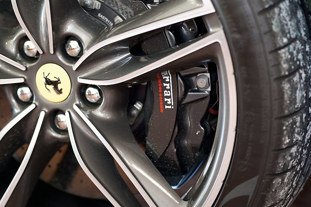 Used 2021 Ferrari Roma image 34