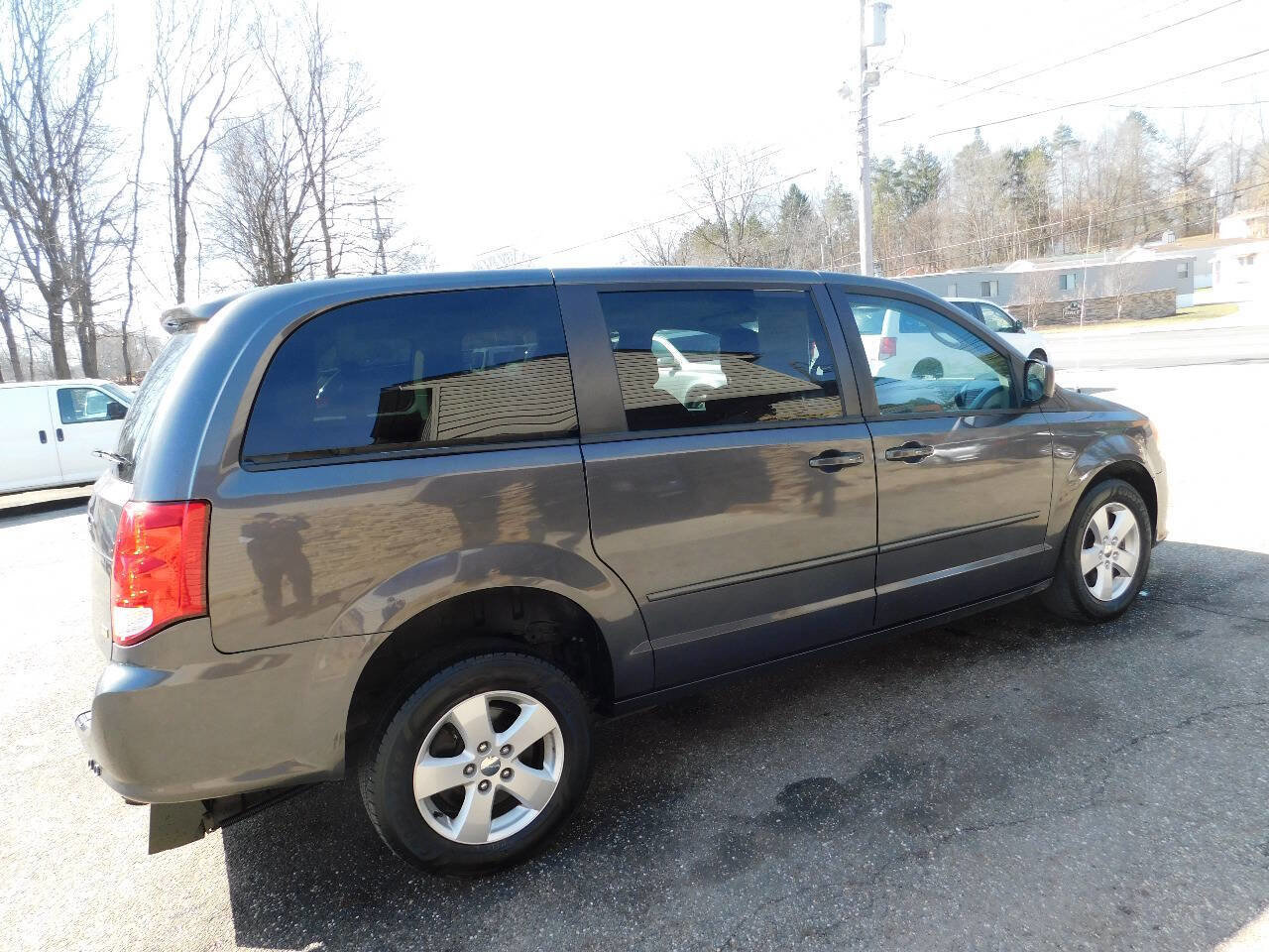 Used 2016 Dodge Grand Caravan SE w/ Quick Order Package 29E SE image 17