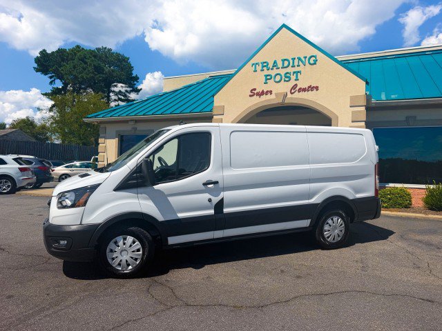 Used 2020 Ford Transit 150 Low Roof RWD image 3