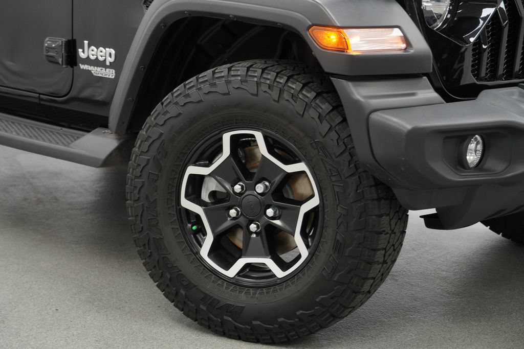 Certified 2020 Jeep Wrangler Sport AWD/4WD image 4
