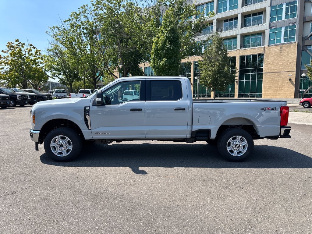 New 2026 Ford F250 XLT AWD/4WD image 3