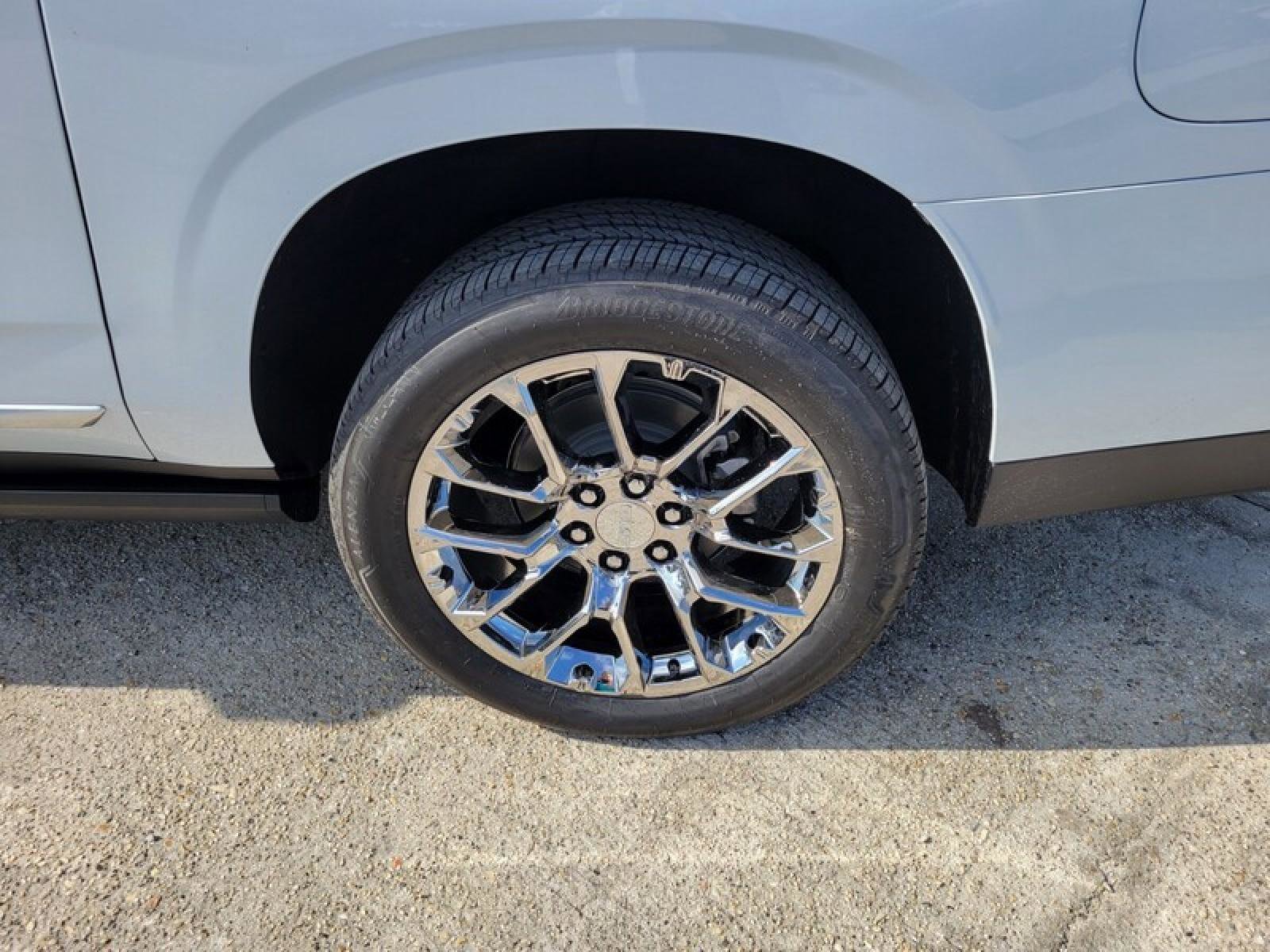 New 2026 GMC Yukon XL Denali image 10