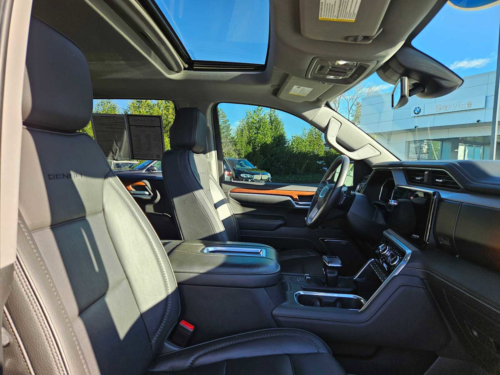 Used 2022 GMC Sierra 1500 Denali image 11