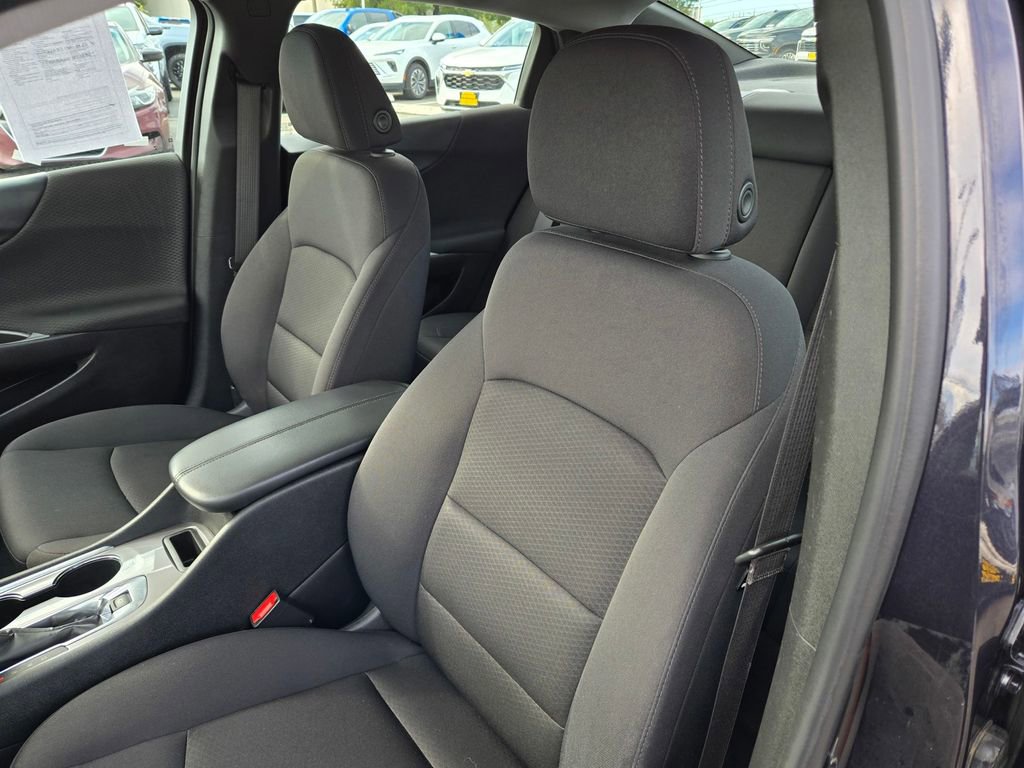 Used 2023 Chevrolet Malibu LT image 12