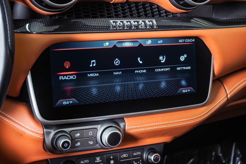 Used 2019 Ferrari Portofino RWD image 30