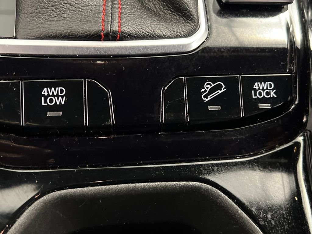 Used 2024 Jeep Compass Trailhawk image 43