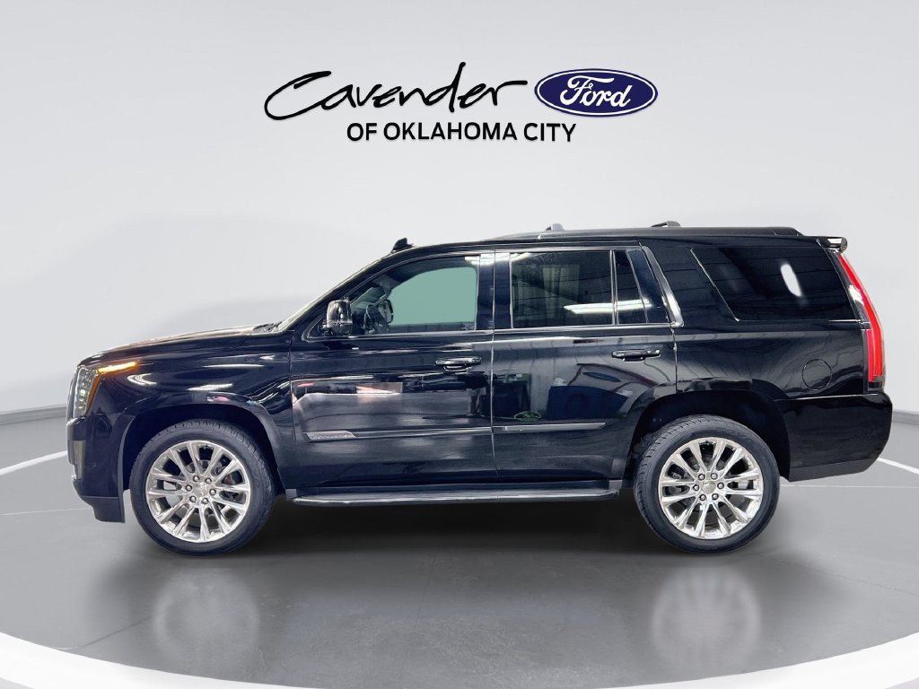Used 2019 Cadillac Escalade Luxury RWD image 5