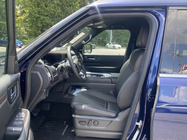 New 2025 Nissan Armada SL image 16