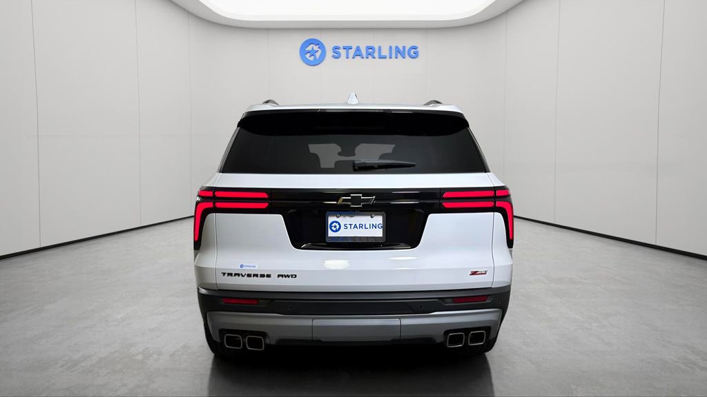 Used 2024 Chevrolet Traverse Z71 AWD/4WD image 7