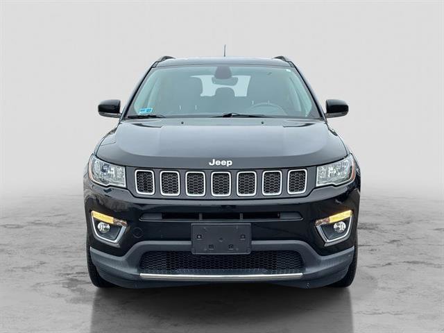 Used 2017 Jeep Compass Limited w/ Navigation Group image 2