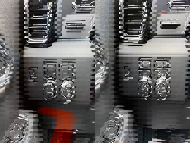 Used 2024 GMC Sierra 3500 Denali Ultimate image 43