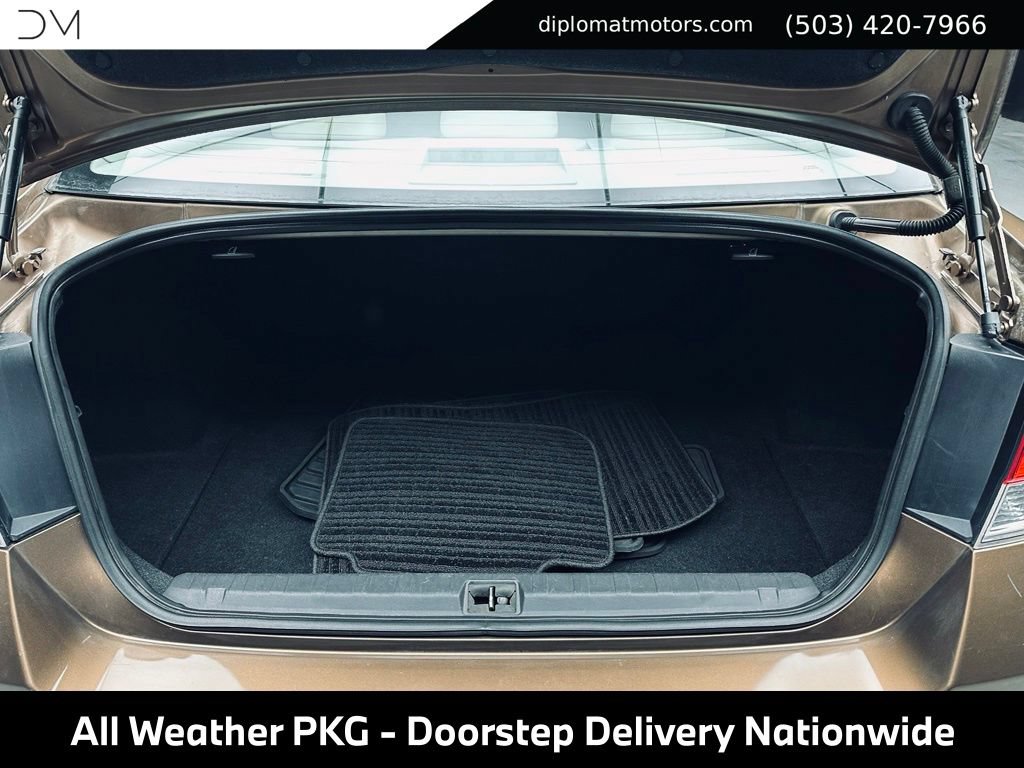 Used 2011 Subaru Legacy 2.5i Premium w/ All-Weather Pkg AWD/4WD image 45