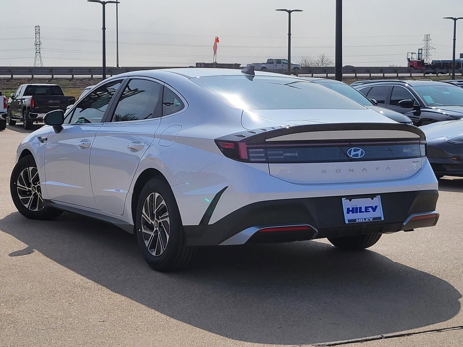 New 2026 Hyundai Sonata Blue FWD image 3