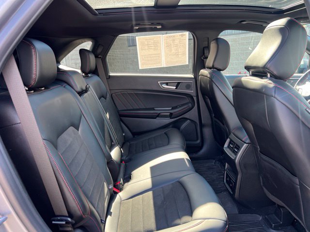 Used 2024 Ford Edge ST-Line AWD/4WD image 13