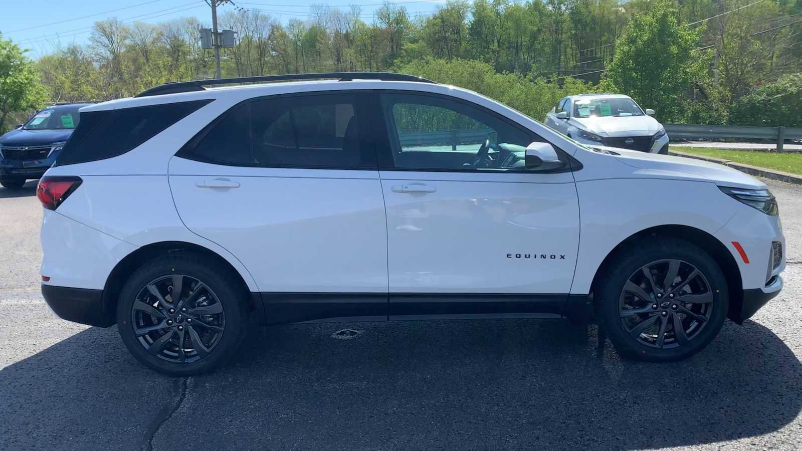 Certified 2023 Chevrolet Equinox RS AWD/4WD image 9