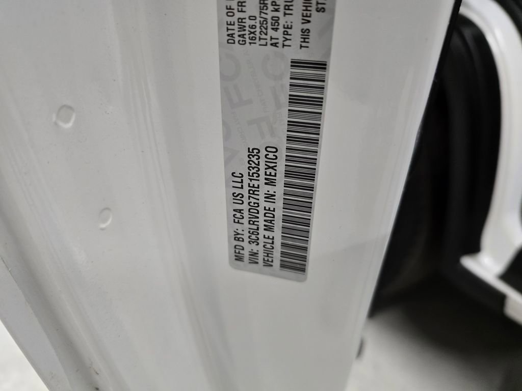 Used 2024 RAM ProMaster 2500 w/ Convenience Group image 14