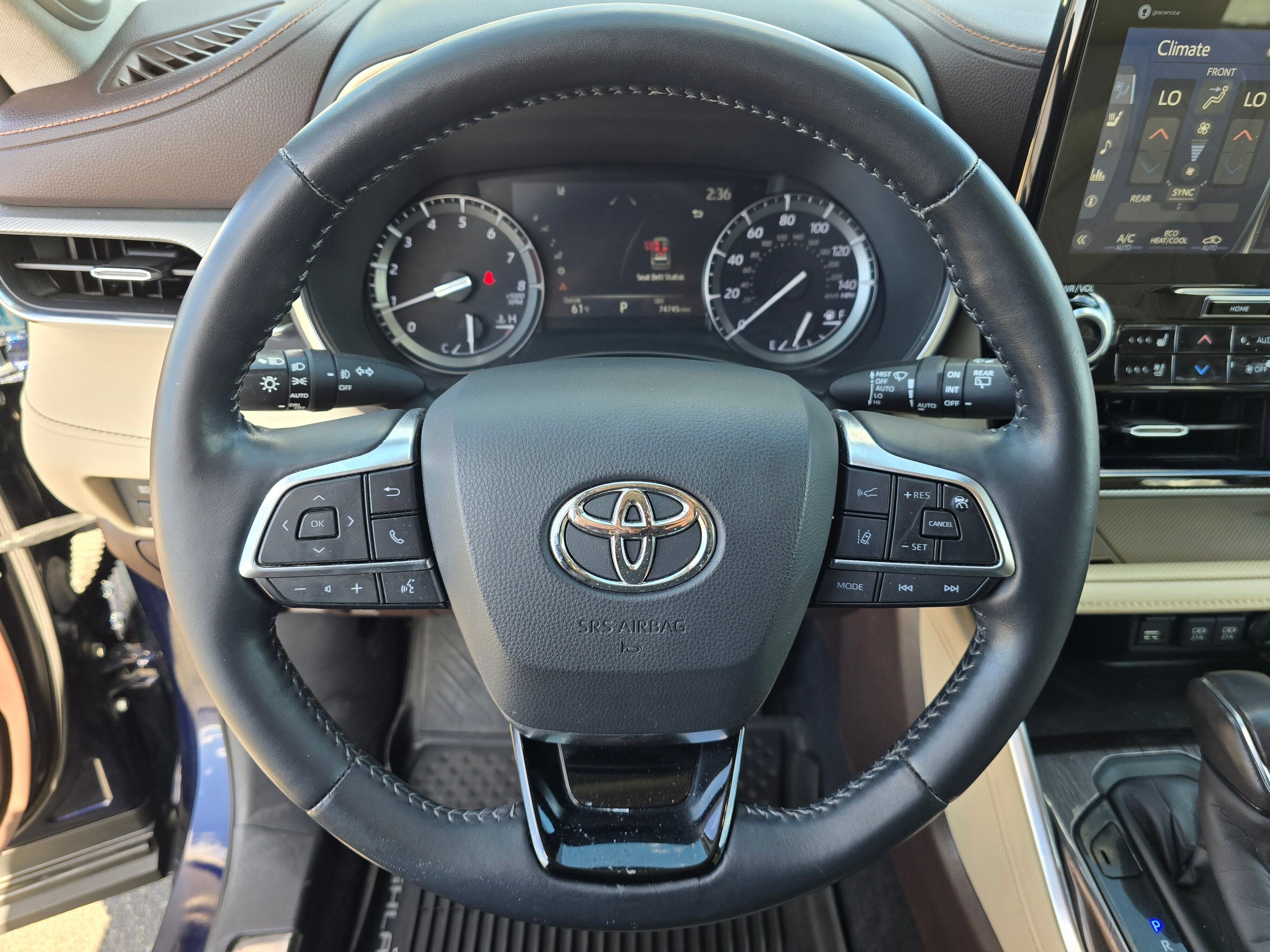 Used 2020 Toyota Highlander Platinum image 47