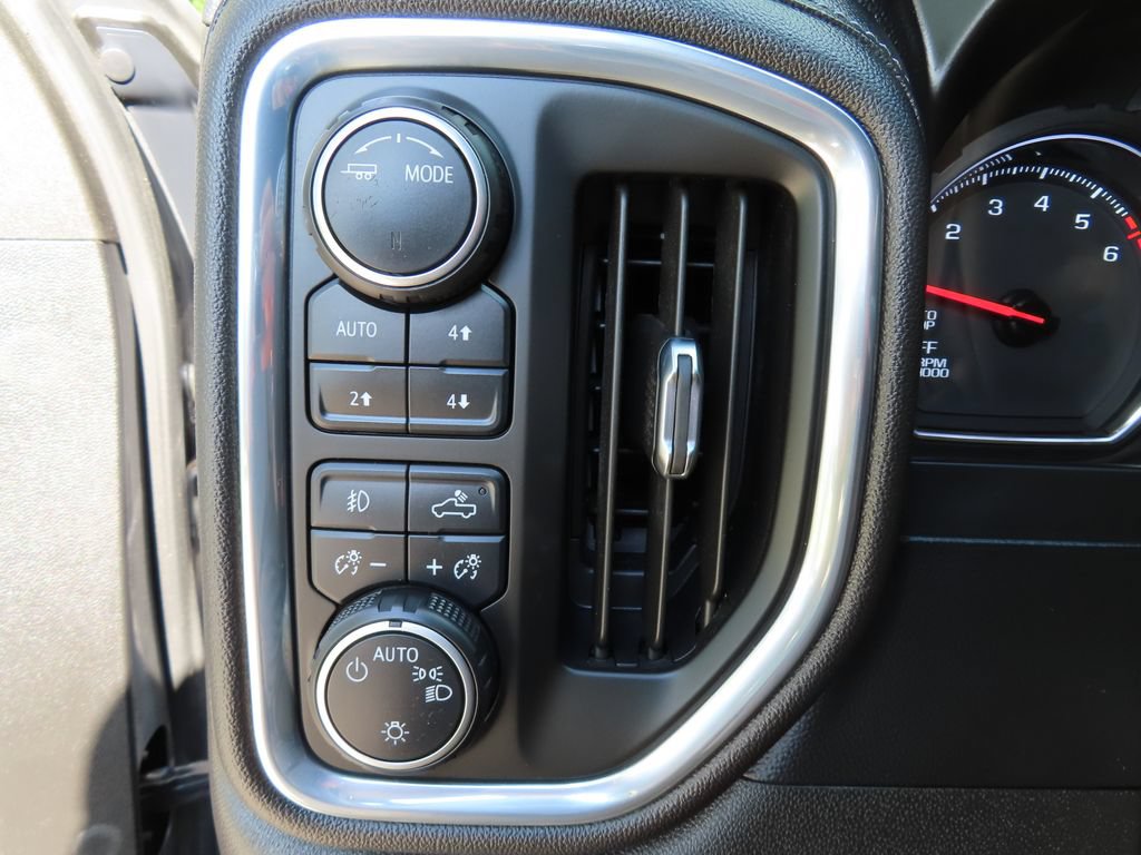 Used 2021 Chevrolet Silverado 1500 RST w/ All Star Edition Plus AWD/4WD image 13