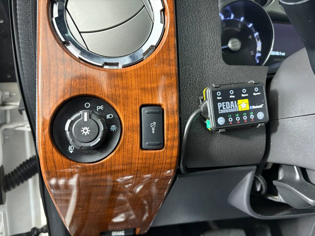 Used 2016 Ford F250 King Ranch w/ FX4 Off-Road Package AWD/4WD image 13