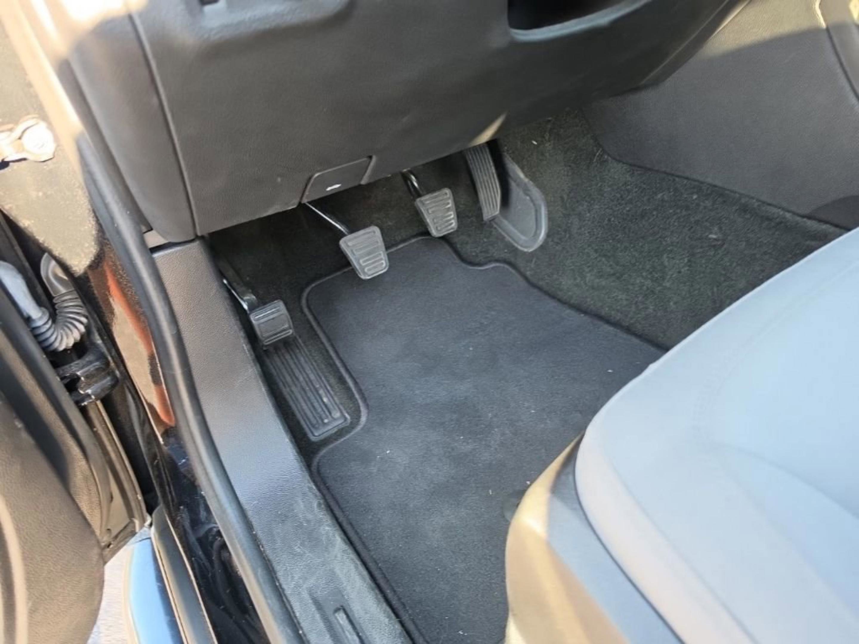 Used 2017 Chevrolet Colorado W/T w/ WT Convenience Package image 19