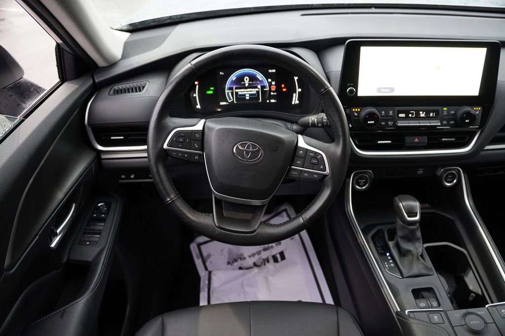 Used 2024 Toyota Grand Highlander XLE image 24