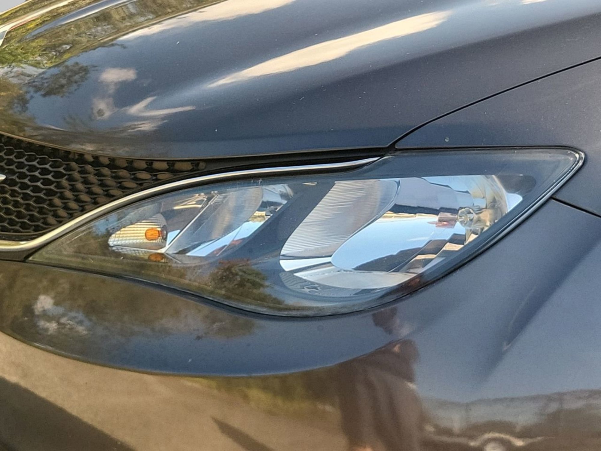 Used 2020 Chrysler Voyager Lxi image 5