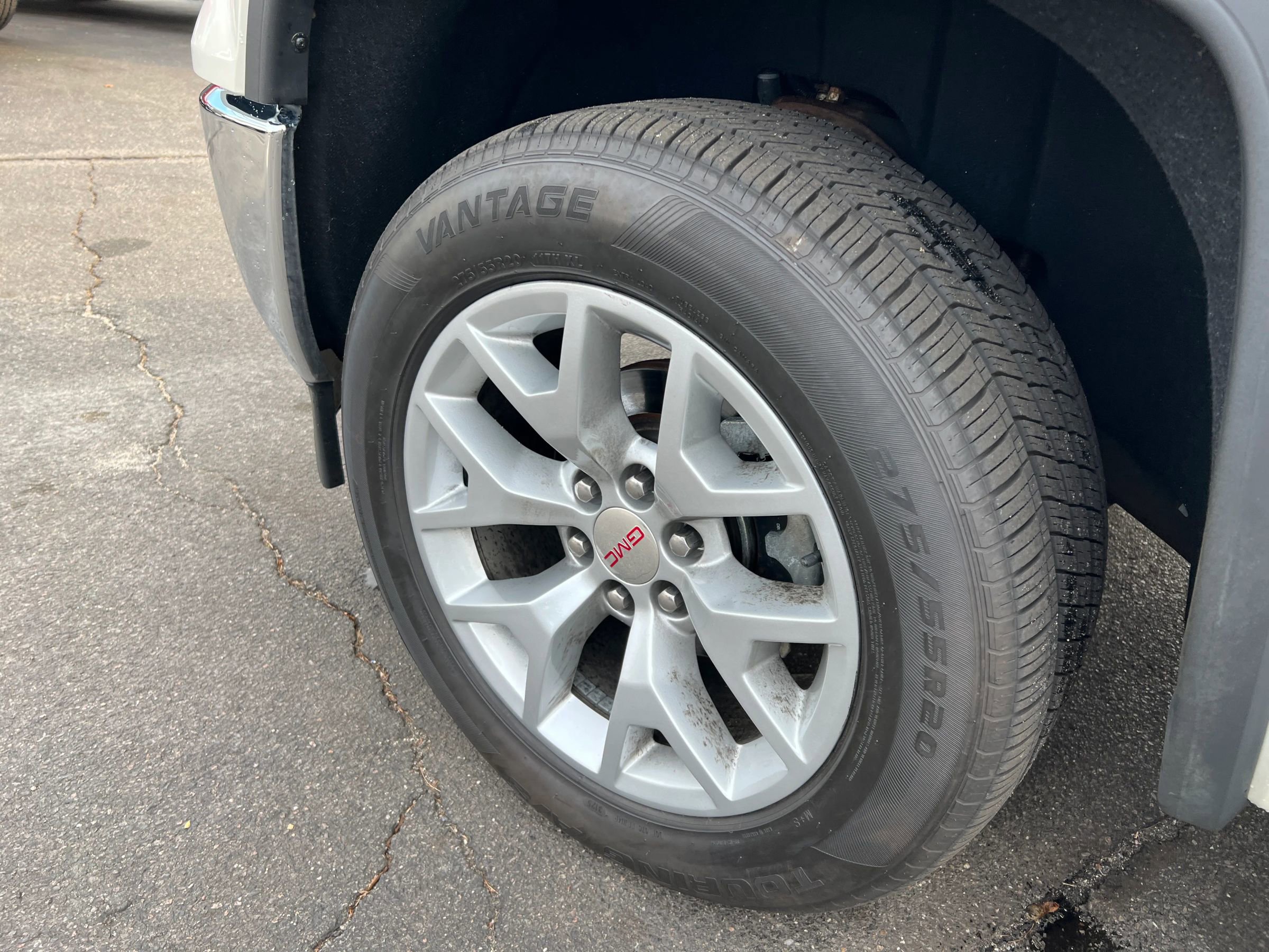 Used 2015 GMC Sierra 1500 SLT w/ SLT Crew Cab Value Package image 22