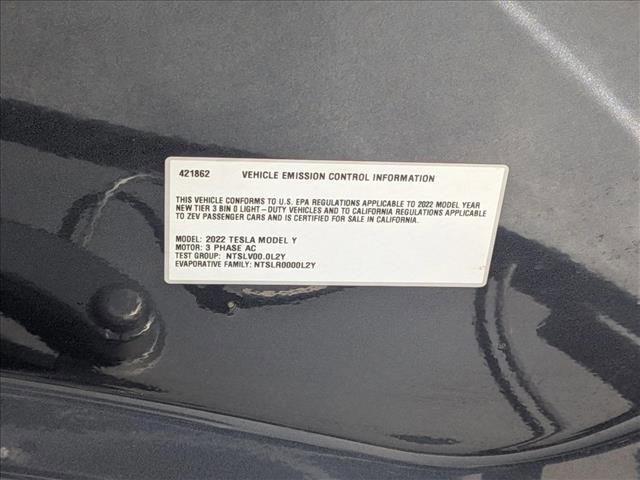 Used 2022 Tesla Model Y Long Range AWD/4WD image 27
