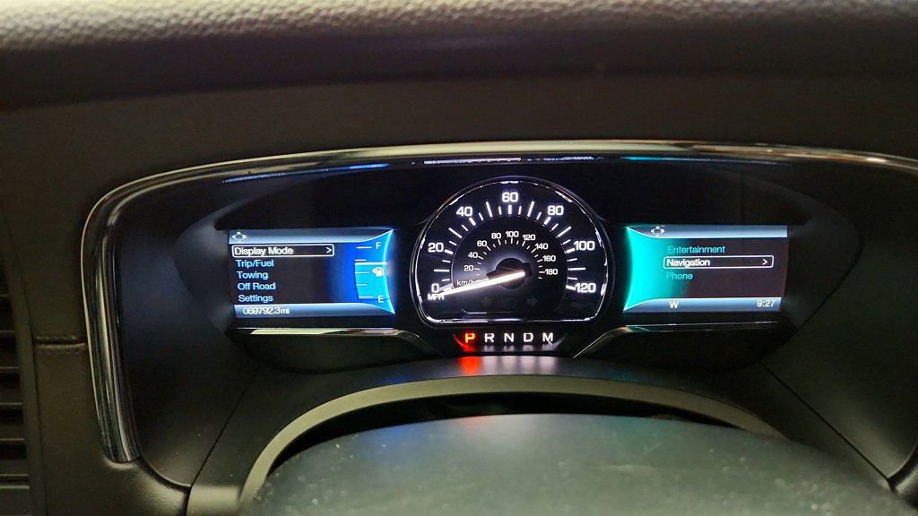 Used 2016 Lincoln Navigator Select AWD/4WD image 15