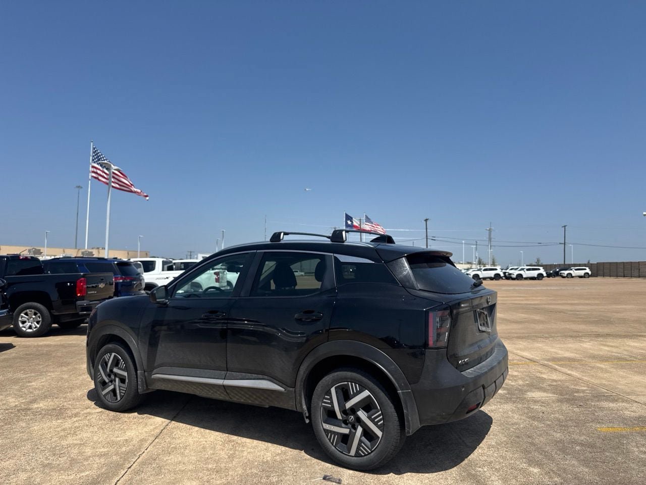 Certified 2025 Nissan Kicks SV w/ SV Premium Package FWD image 12