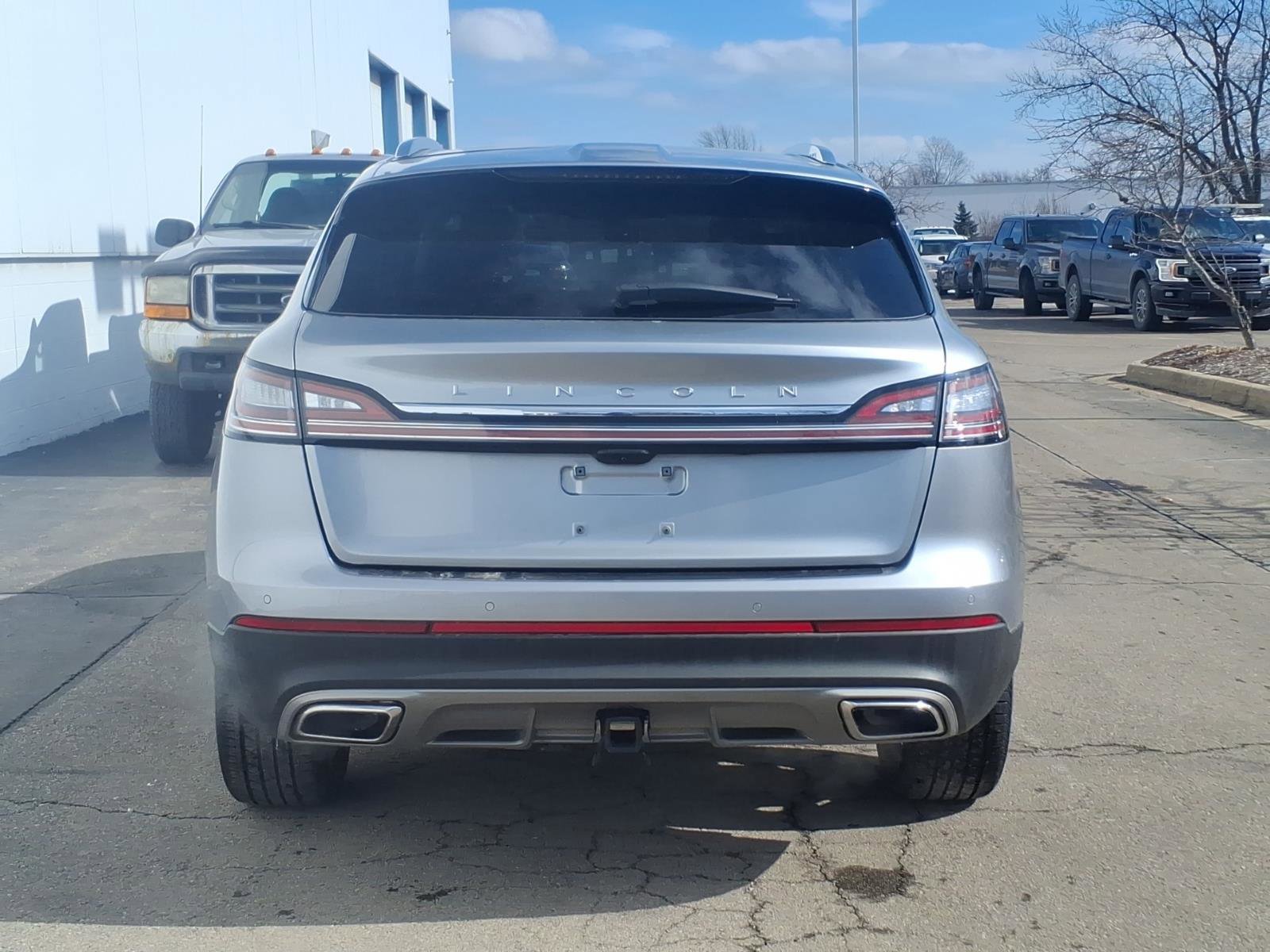 Certified 2022 Lincoln Nautilus Reserve w/ Equipment Group 201A image 5