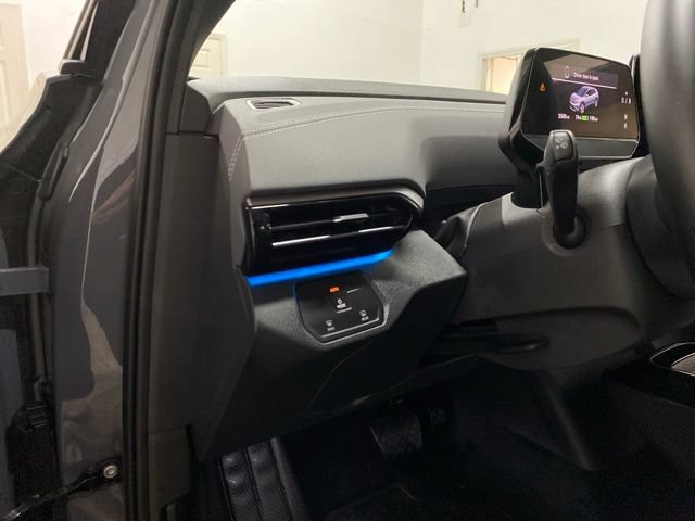 Used 2025 Volkswagen ID.4 Pro RWD image 18