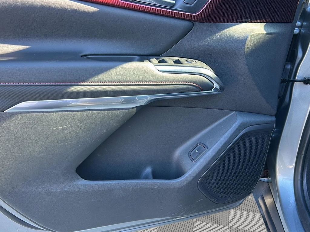 Used 2024 Chevrolet Traverse Z71 image 11