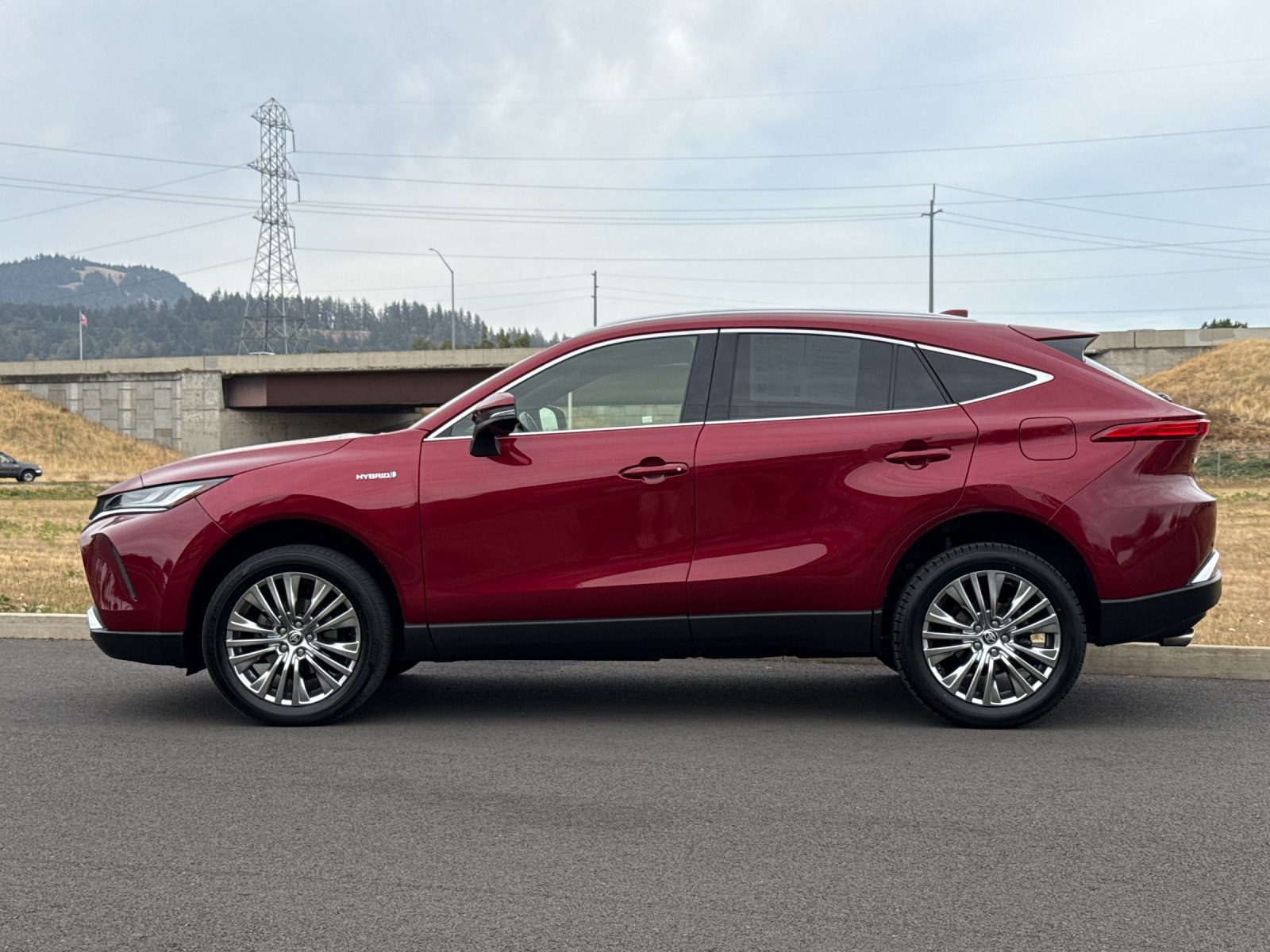 Used 2021 Toyota Venza Limited w/ Advanced Technology Package AWD/4WD image 6