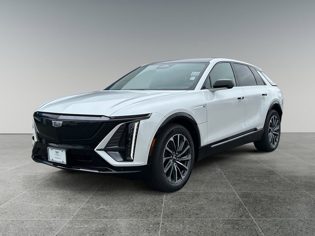 Used 2025 Cadillac Lyriq Sport image 3