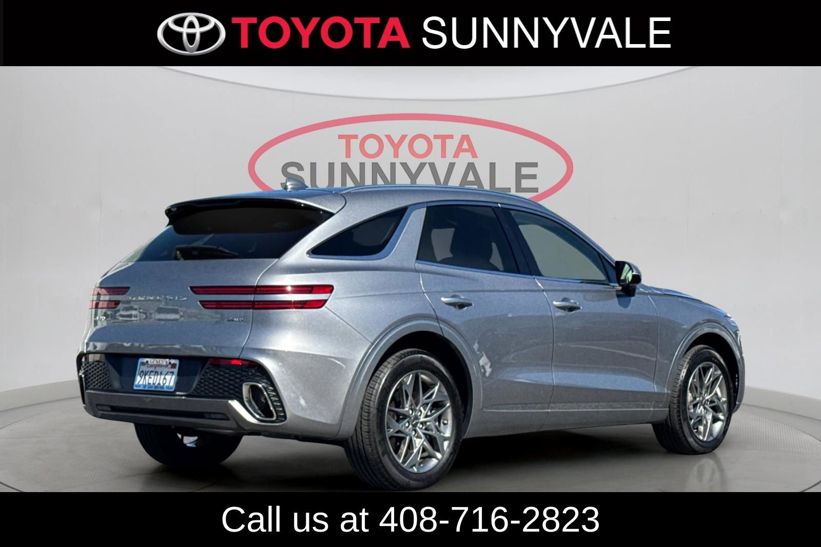 Used 2024 Genesis GV70 2.5T Advanced w/ Advanced Package AWD/4WD video 3