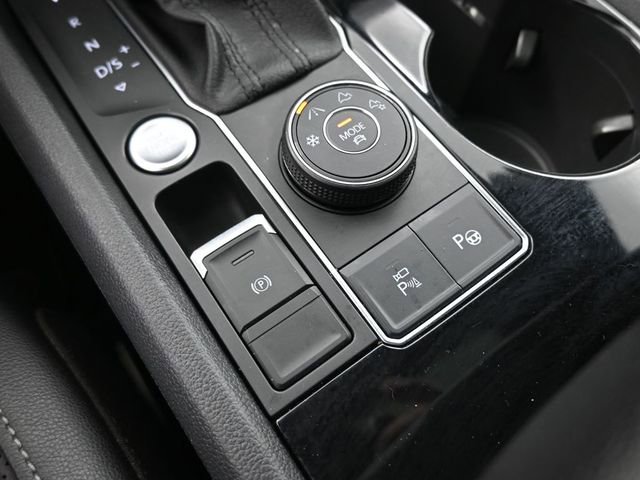 Used 2019 Volkswagen Atlas SEL Premium image 9