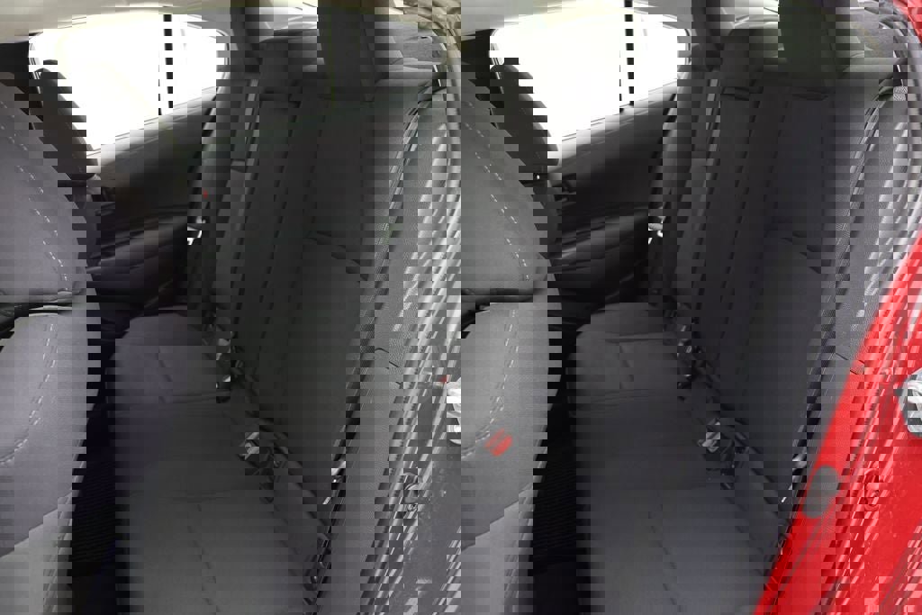 Used 2022 Toyota Corolla LE image 11