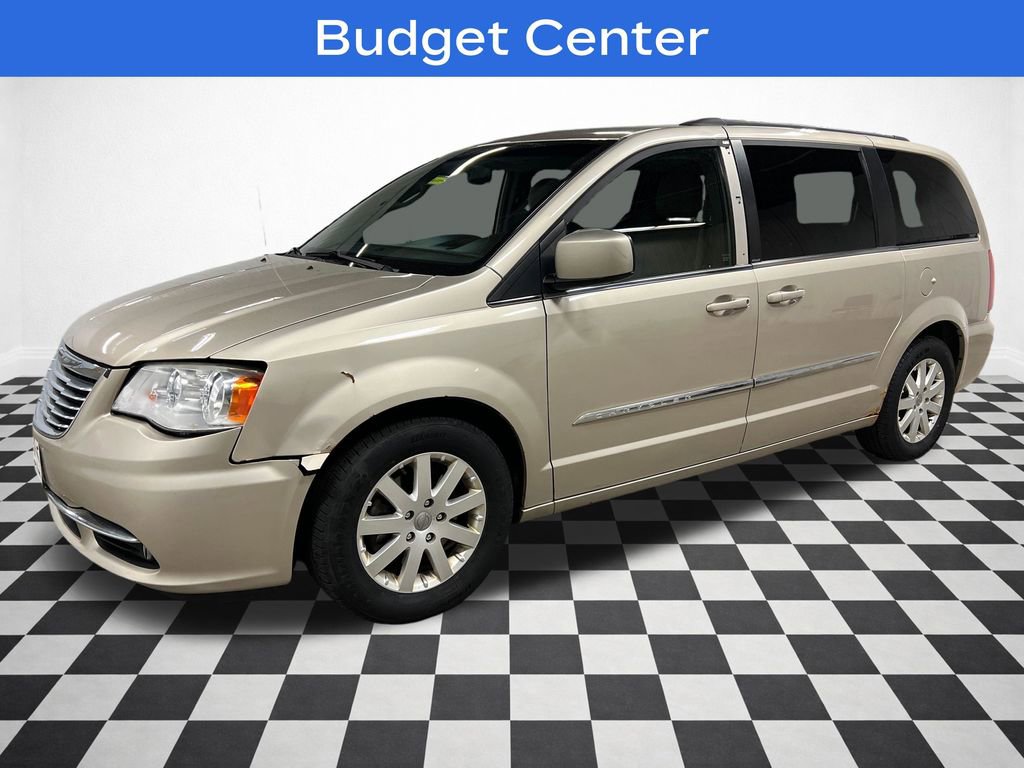 Used 2012 Chrysler Town & Country Touring w/ Entertainment Group #1 image 4